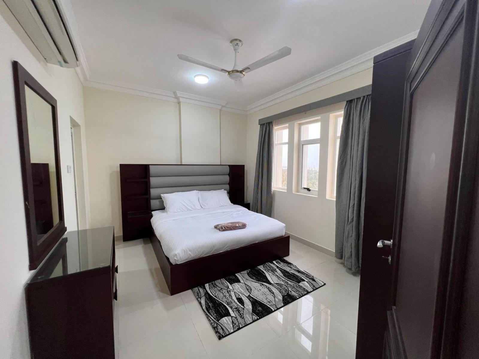 Red 10 - Razat Alard 2 Apartment Salalah Luaran gambar